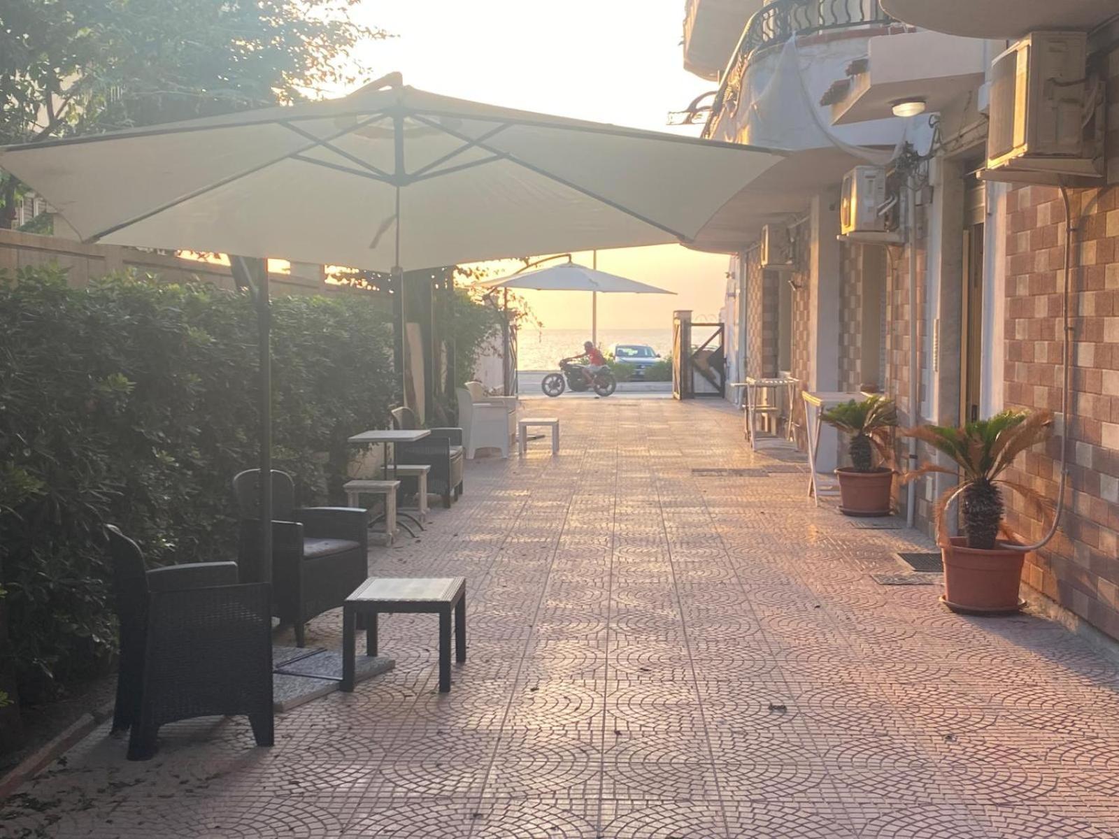 Vista Eolie Milazzo- Apartments Exteriér fotografie